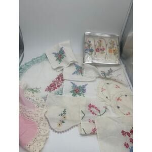 Lot of 15 Assorted Vintage Embroidered Napkins Doilies 2 Pairs 2 Sets of 3 As Is